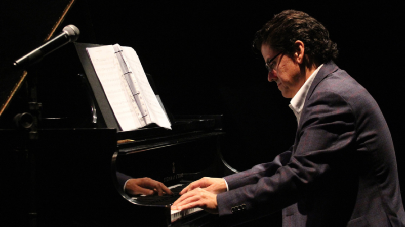 Trianon 25 anos: Recital com o pianista Alfredo Minetti será atração desta quinta