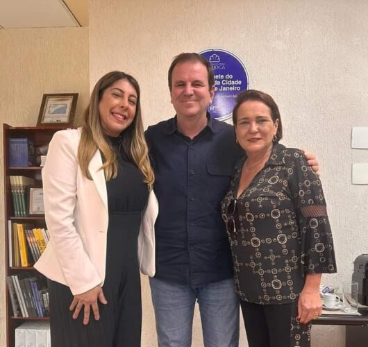 Carla Caputi e Carla Machado fecham apoio do PSD em SJB após encontro com Eduardo Paes