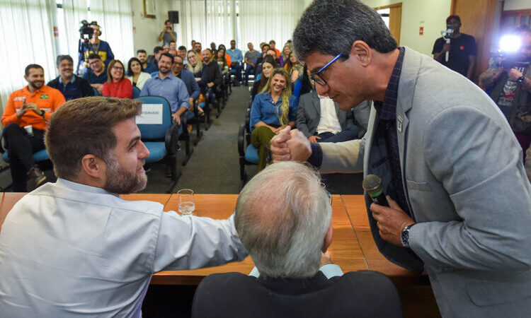 IFF e Firjan lançam a 6ª Feira de Oportunidades com participação do prefeito de Campos