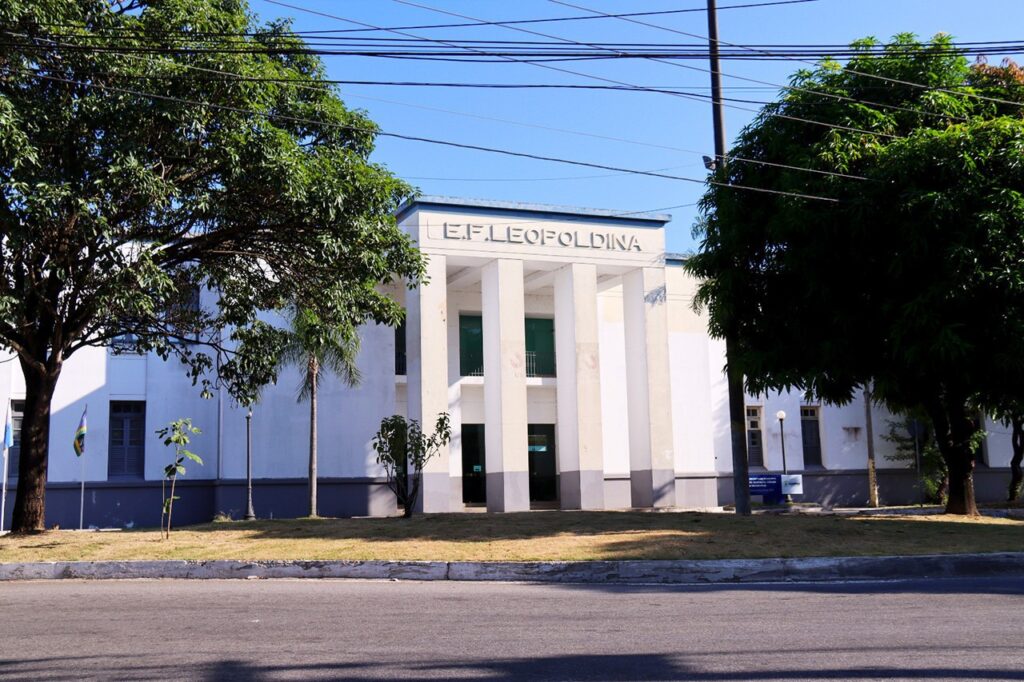 forum da educação campos rj