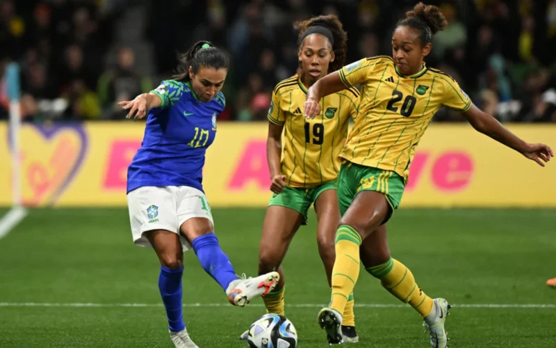 Brasil fica no empate com a Jamaica e dá adeus à Copa do Mundo feminina