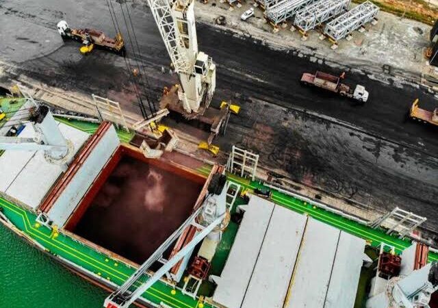 Vale e Porto do Açu assinam acordo para desenvolver Mega Hub