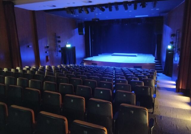 Firjan reabre em outubro os teatros Firjan Sesi de Macaé e de Itaperuna