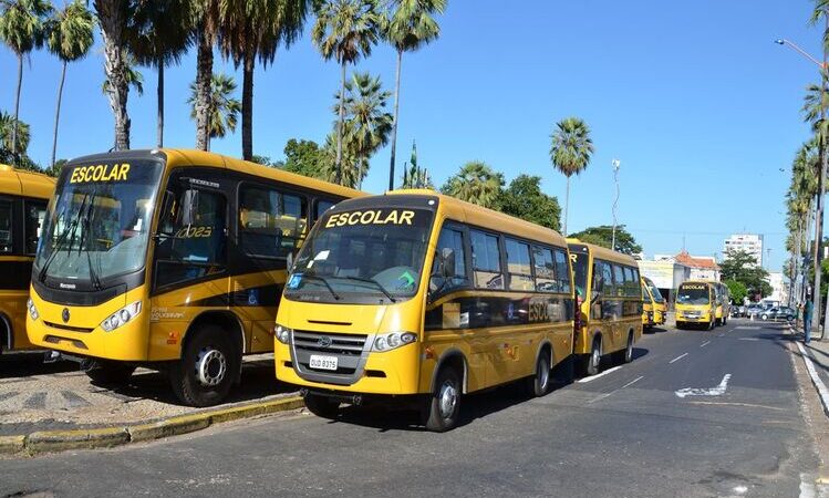 Estados e municípios tem até terça-feira para resolverem pendências do transporte escolar