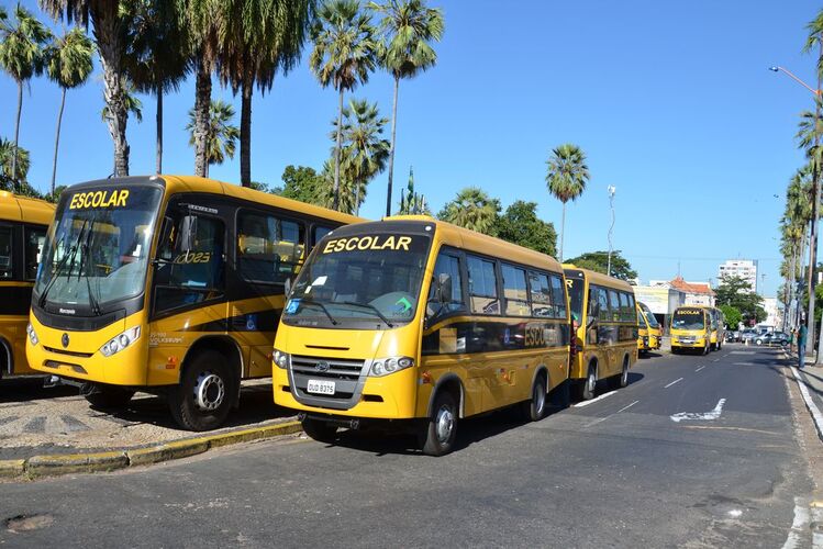 Estados e municípios tem até terça-feira para resolverem pendências do transporte escolar