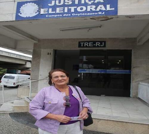 Carla Machado transfere domicílio de SJB para Campos e diz que participará do processo eleitoral