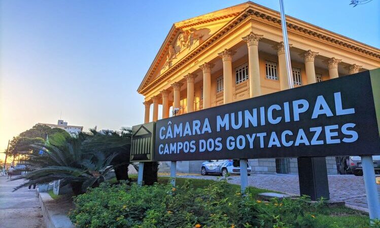 Base de Wladimir na Câmara esvazia sessão em protesto contra CPI