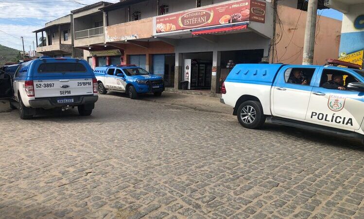 Polícia Militar faz mega operação em cinco bairros de Cabo Frio