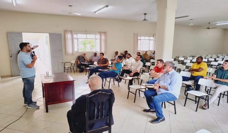 Pastoral da Cidadania da Diocese de Campos reúne pré-candidatos a prefeito