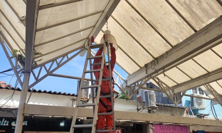 Rua dos Biquínis, em Cabo Frio, é repaginada pela Prefeitura