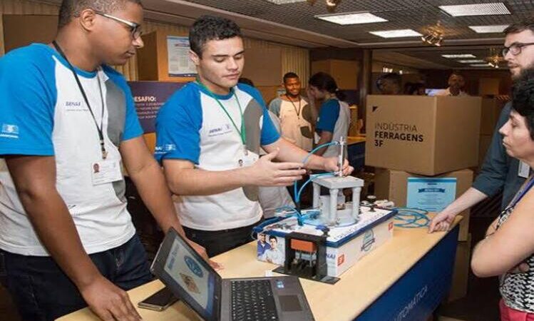 Mostra de projetos, palestras e oficinas gratuitas na Firjan Senai Campos, Macaé, Itaperuna e Pádua