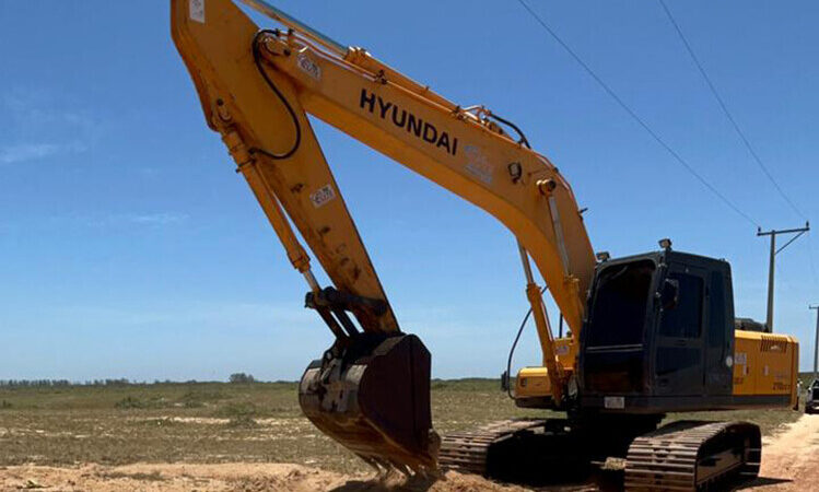 Campos inicia obra do novo acesso entre Farol e São João da Barra