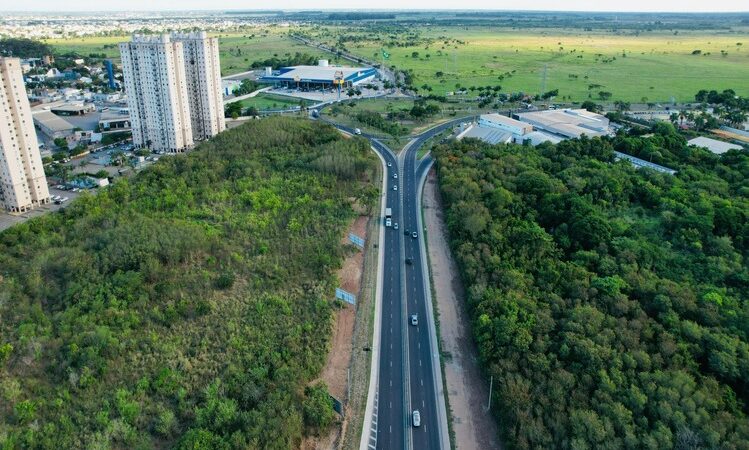 Mais de 470 mil veículos são esperados na BR-101 no Ano Novo