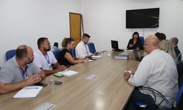 Enel, Vivo e Águas do Rio são alvo de críticas do Procon de SFI por má qualidade dos serviços