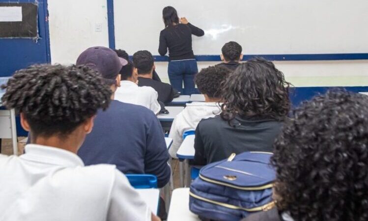 Primeira fase de matrícula nas escolas estaduais até hoje