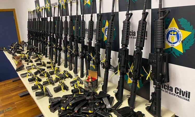 Aumenta 26% apreensão de fuzis no Rio em relação ao mesmo periodo de 2022, diz Polícia Civil