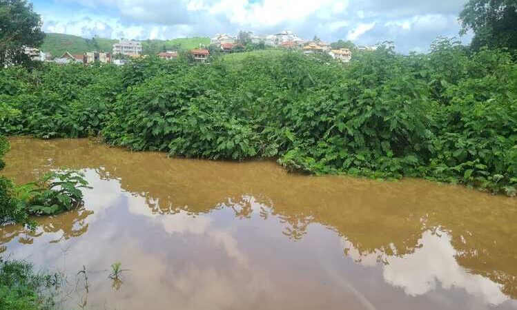 Em Itaperuna Rio Muriaé estabiliza e a tendência é que comece a baixar