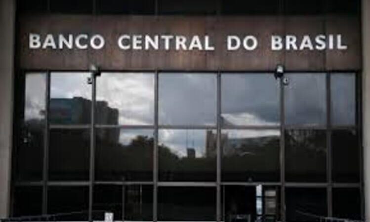 Banco Central divulga edital de concurso para analista com 100 vagas