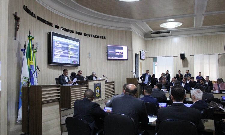 Vereadores aprovam LOA em Campos com 16 votos a favor e oito abstenções