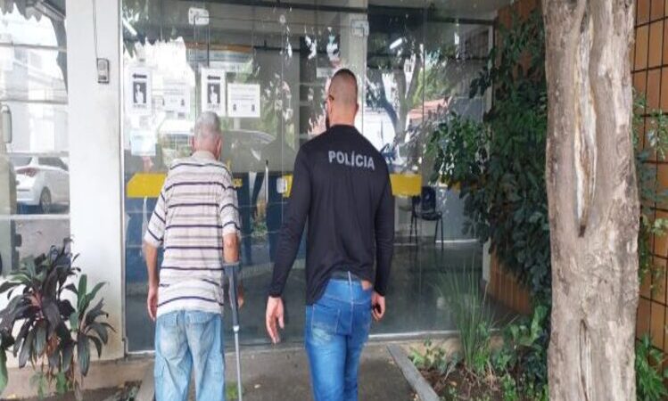 Preso aos 85 anos suspeito de estuprar idosa de 80, em Campos