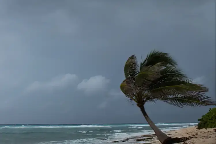 Ciclone pode provocar forte chuva na costa do RJ