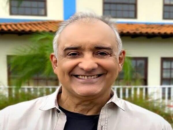Carlos Augusto, pré-candidato a prefeito de Rio das Ostras, renuncia ao mandato de vereador