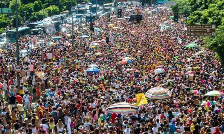 Previsão é de Carnaval com chuva em todo país