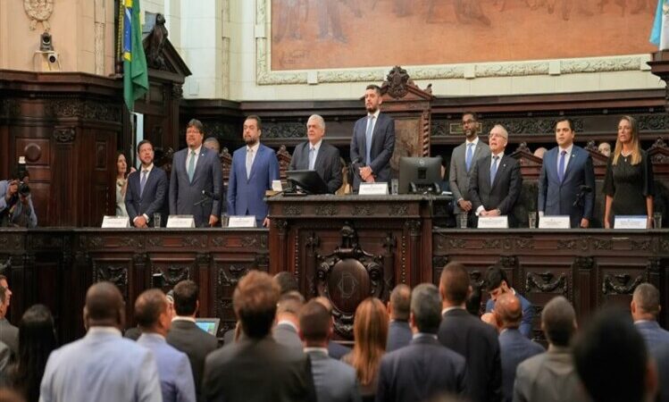 Na abertura do ano legislativo da Alerj, Bacellar e Castro defendem união