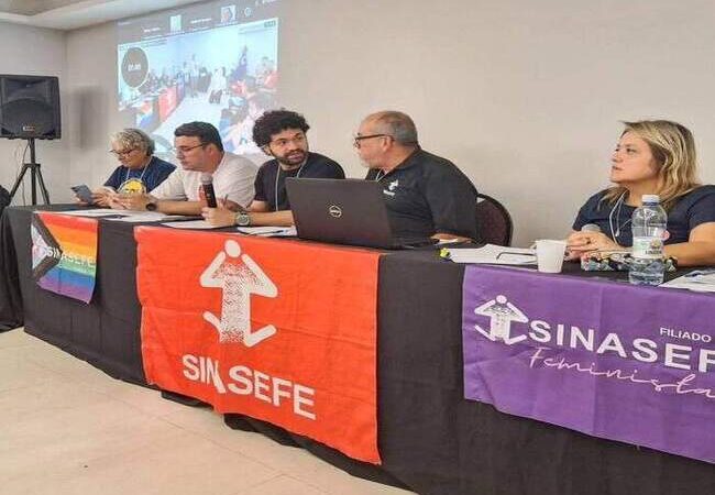 Em plenária, sindicato dos servidores do IFF aprova greve a partir de abril