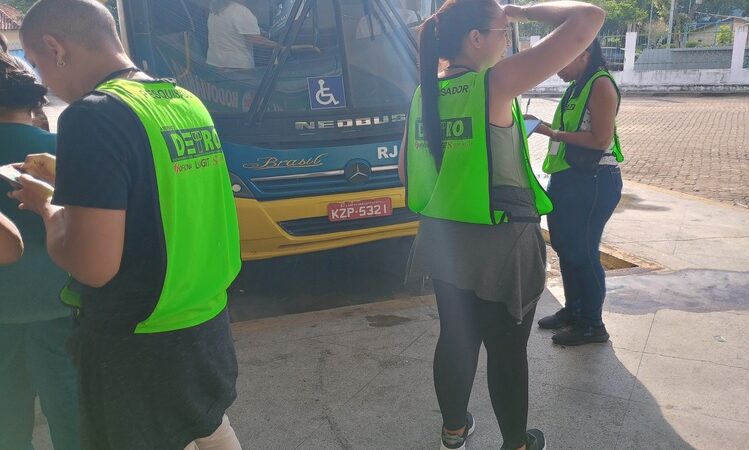 Detro pesquisa grau de satisfação de passageiros das linhas intermunicipais 