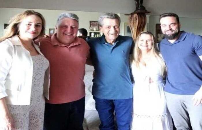Juntos outra vez: Garotinho e Arnaldo Vianna retomam aliança