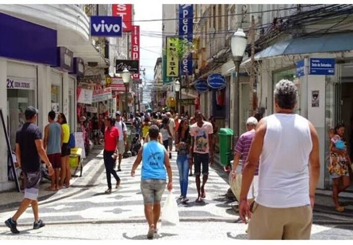 Feriado do Trabalhador com lojas autorizadas a abrir em Campos