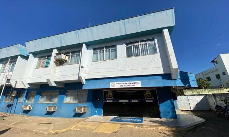 Itaperuna: servidores ganham recomposição salarial de 18%