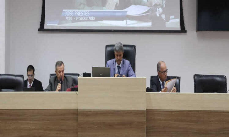 Câmara de Macaé aprova reajuste de 3,69% para servidores da Prefeitura
