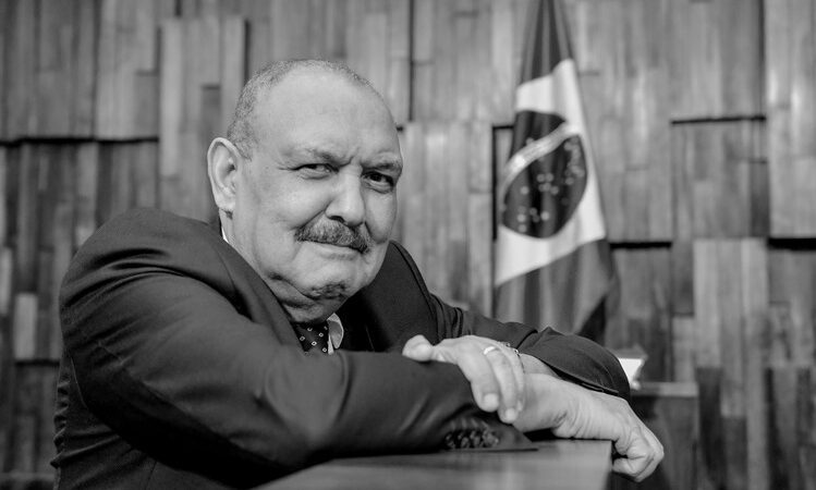 Morre aos 71 anos no Rio, o deputado Otoni de Paula Pai