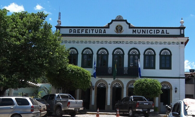 MP obtém decisão liminar suspendendo o concurso público de Duas Barras