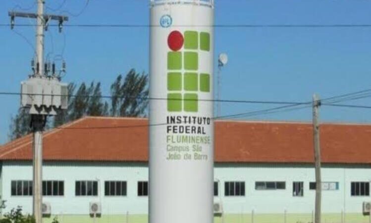 Professores federais: Governo propõe aumento de 13% a 21% até 2026