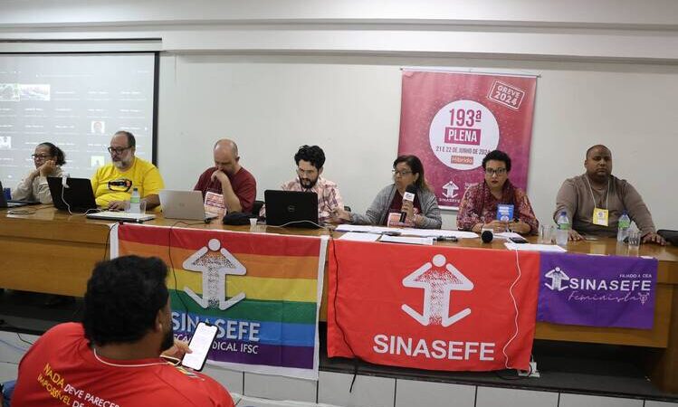 Institutos federais aceitam proposta do governo e suspendem greve