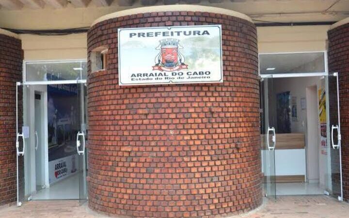 MP e Polícia Civil cumprem mandados contra organização que desviou mais de R$ 6 milhões da Prefeitura de Arraial do Cabo