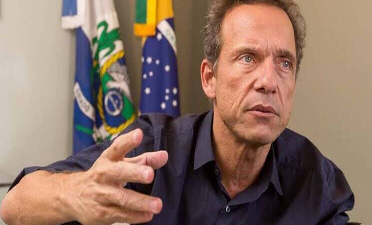 Condenado por improbidade administrativa ex-prefeito de Macaé