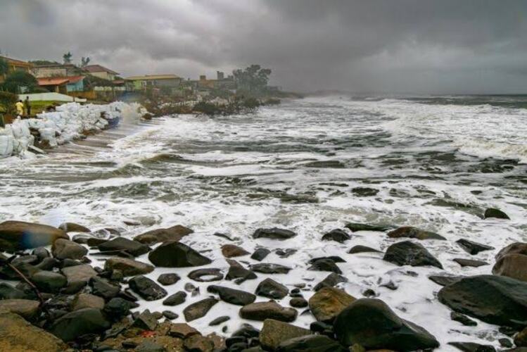 Quatro municípios fluminenses podem ficar submersos, aponta estudo nos EUA