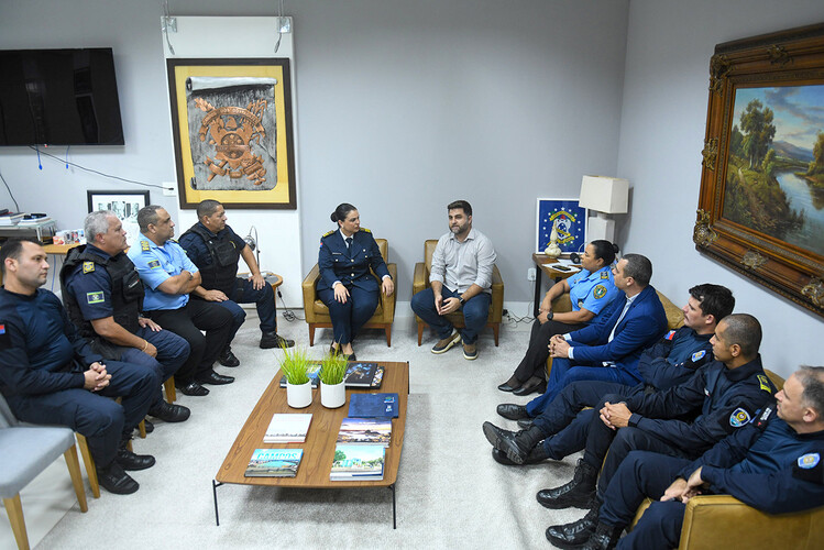 Guarda Civil Municipal de Campos recebe 60 pistolas doadas pela Prefeitura de Vila Velha