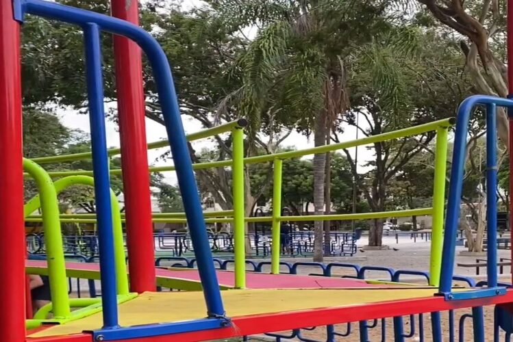 MP pede informações a Prefeitura sobre manutenção dos brinquedos nas praças de Campos