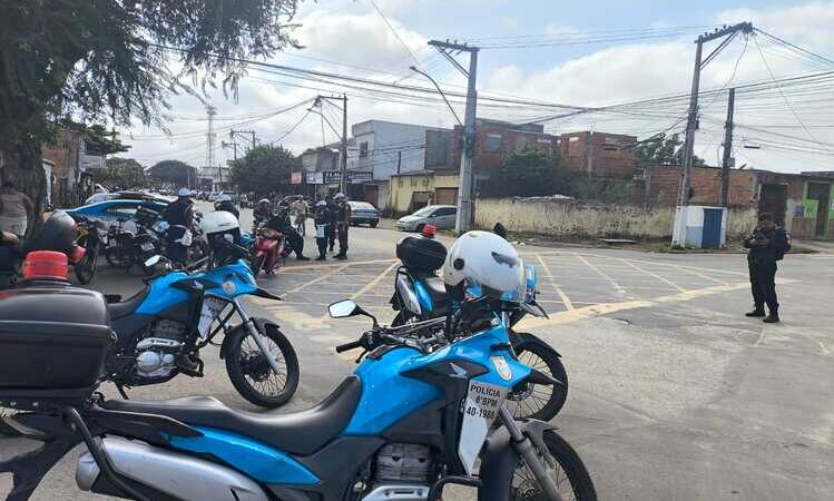 Operação Trânsito Seguro fiscaliza motos em Campos por tempo indeterminado