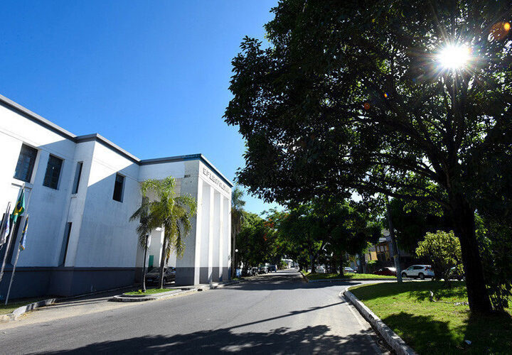 Educação de Campos convoca 77 mediadores para educação especial inclusiva