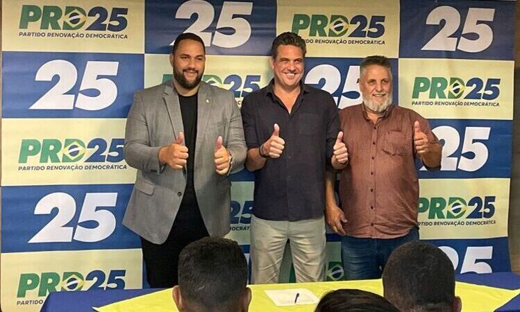 Rangel desiste, Thuin vira candidato a prefeito de Campos e Clodomir vice