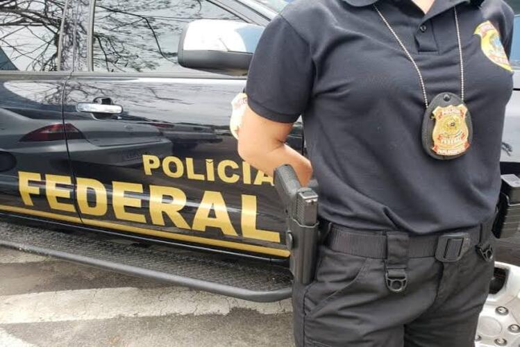 Dois homens são presos pela PF em Macaé e Rio das Ostras por tráfico e estelionato
