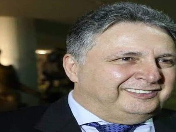 Garotinho tem candidatura a vereador no Rio mantida pelo STJ