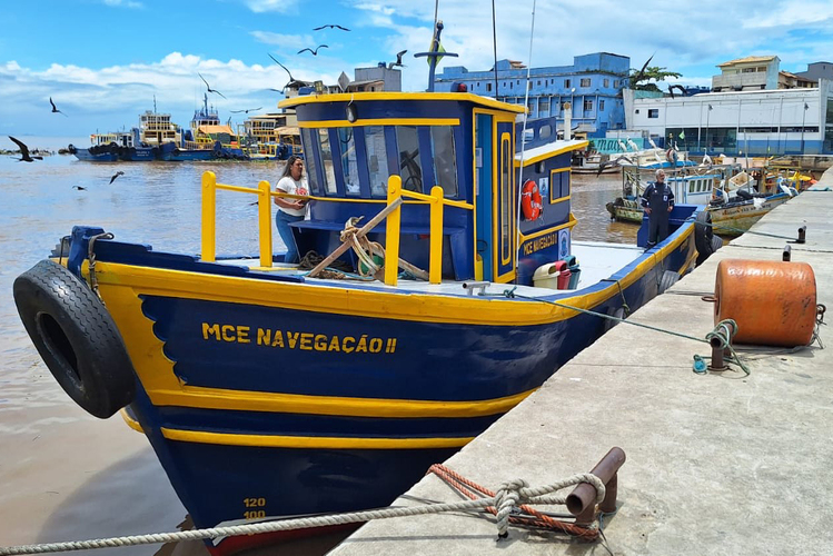 Secretaria de Pesca de Macaé adquire barco de socorro para resgate em alto mar