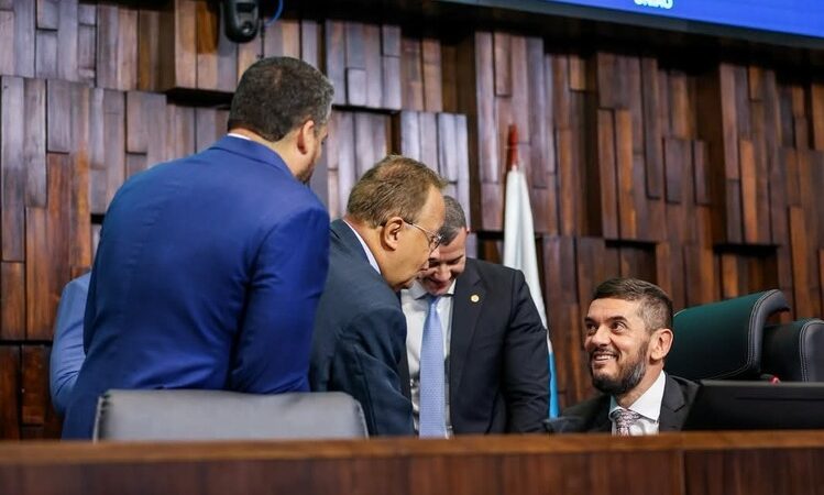 Presidente da Alerj confirma recesso a partir da semana que vem